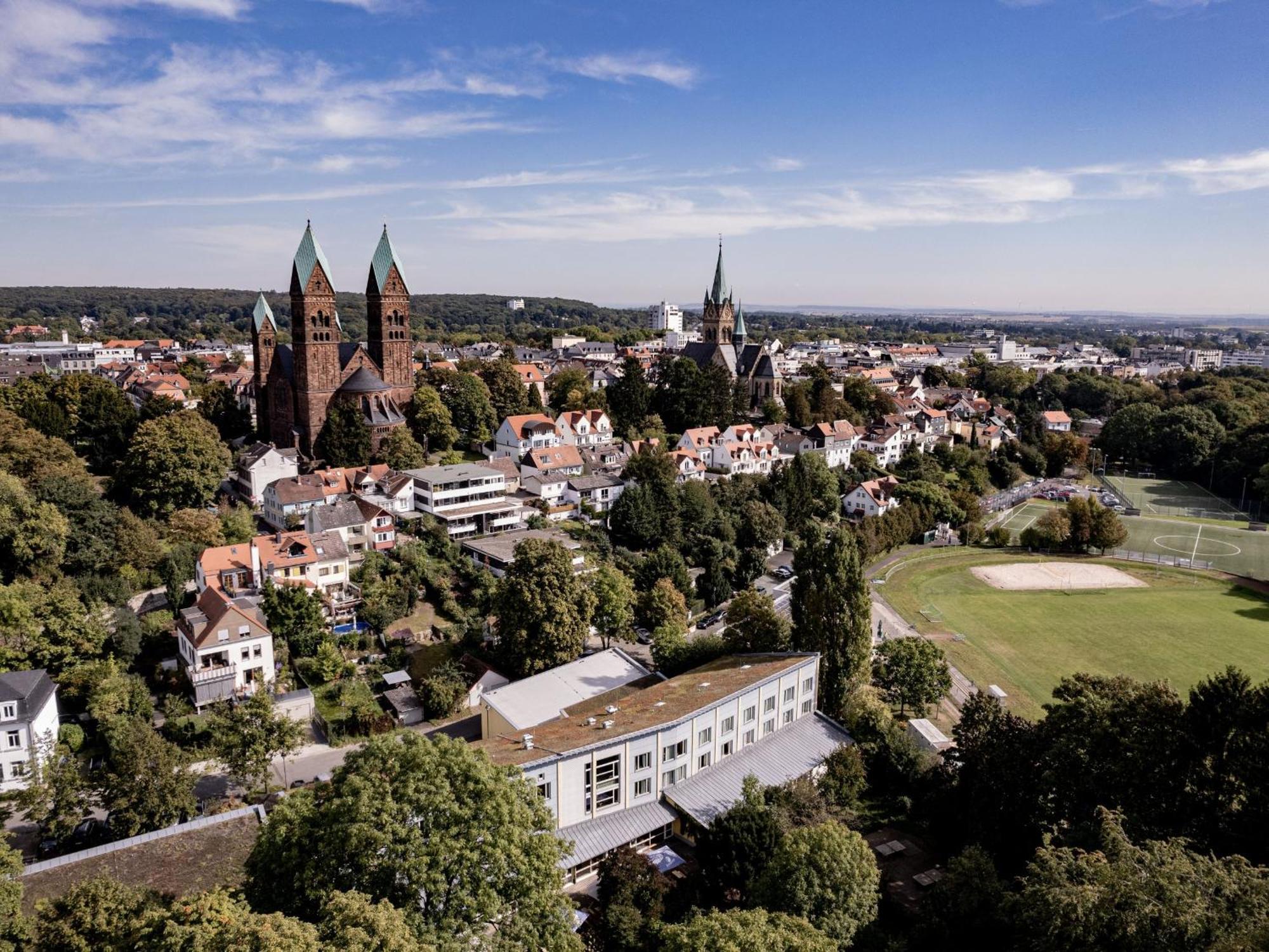 Jugendherberge Bad Homburg บาดฮอมบูร์ก ฟอร์ แดร์เฮอเฮอ ภายนอก รูปภาพ